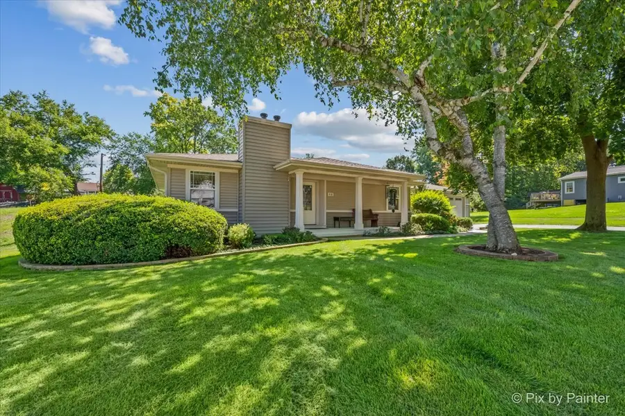418 Lake Shore Boulevard, Wauconda, IL 60084 - #2