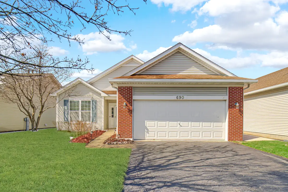 690 S Wellston Lane, Romeoville, IL 60446 - #1