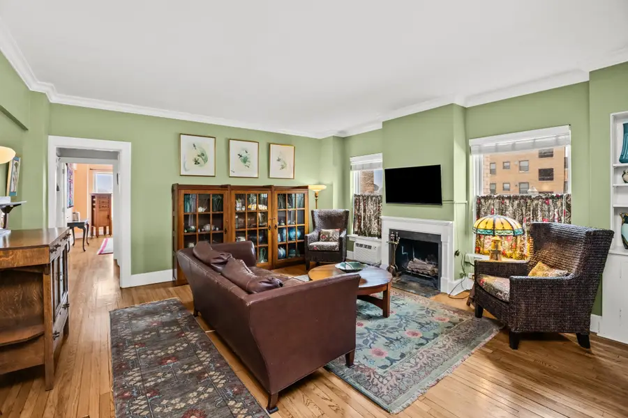 1519 Hinman Avenue #4C, Evanston, IL 60201 - #3