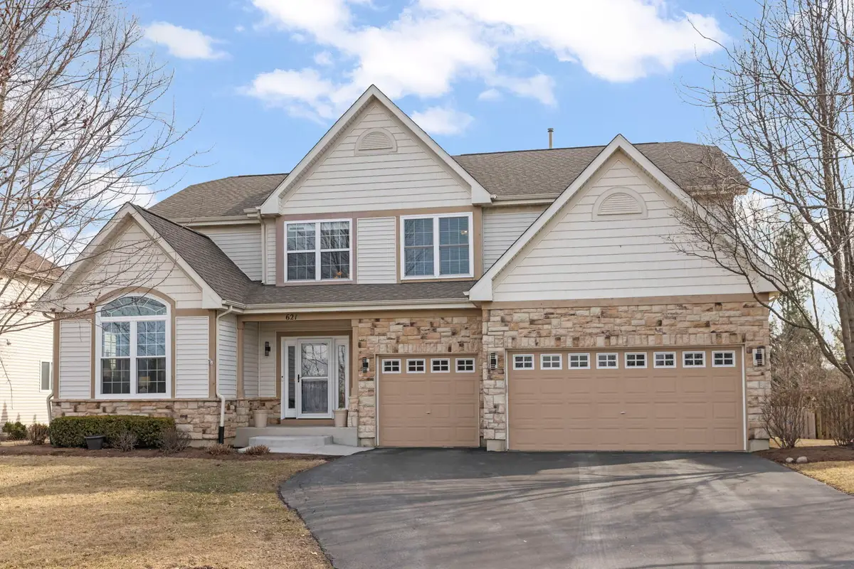 621 Western Drive, North Aurora, IL 60542 - #1