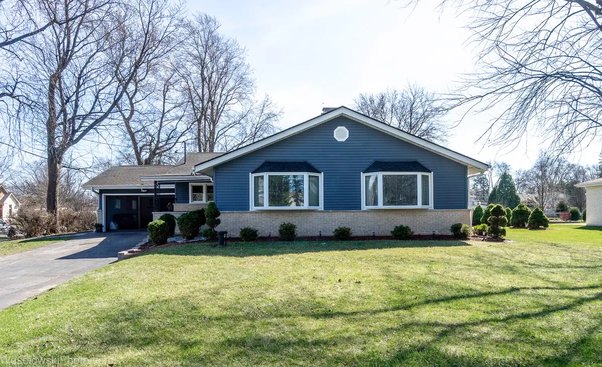 1825 E Euclid Avenue, Mount Prospect, IL 60056 - #1