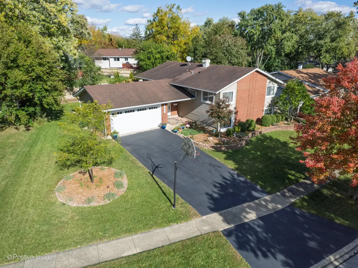 6921 Martin Drive, Woodridge, IL 60517 - #1