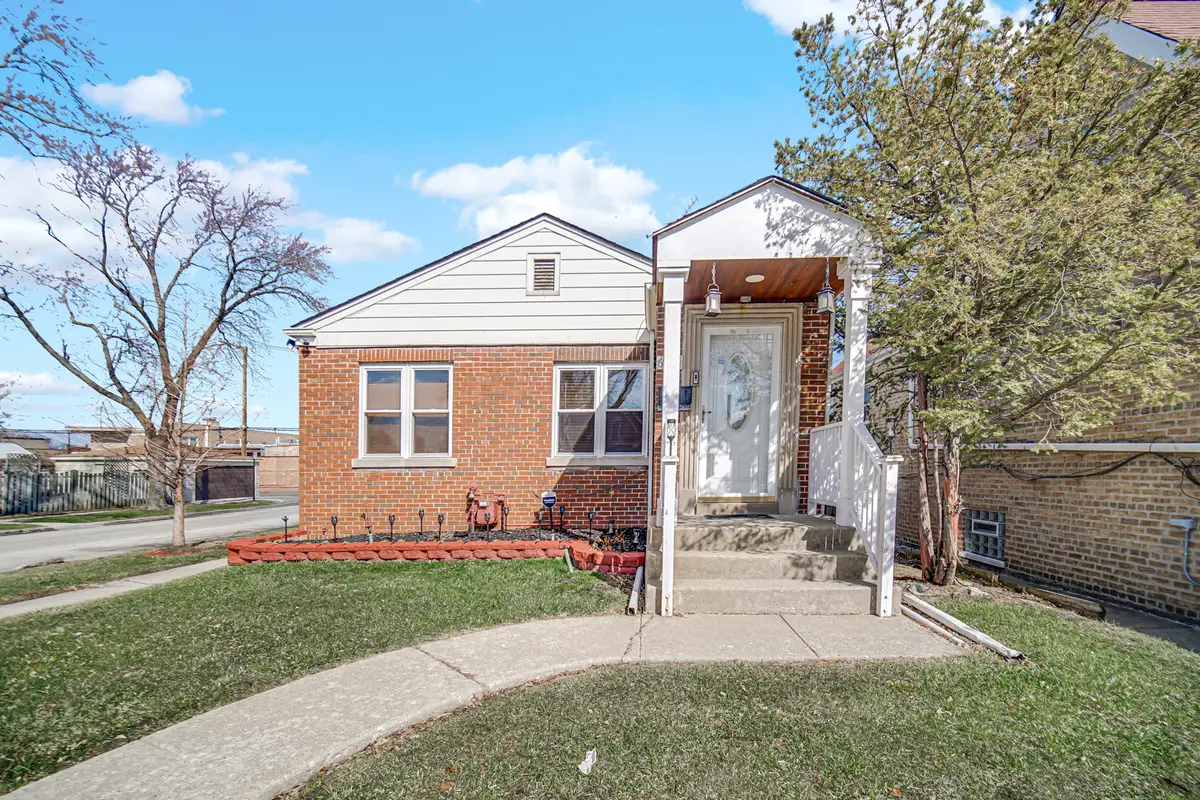 6056 W Fletcher Street, Chicago, IL 60634 - #1