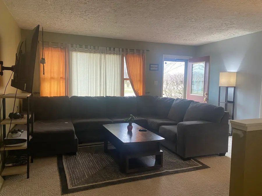 813 Oakley Avenue, Streator, IL 61364 - #3