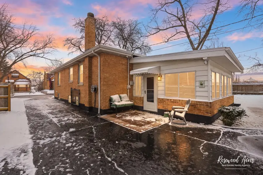 7329 W 55th Place, Summit, IL 60501 - #3