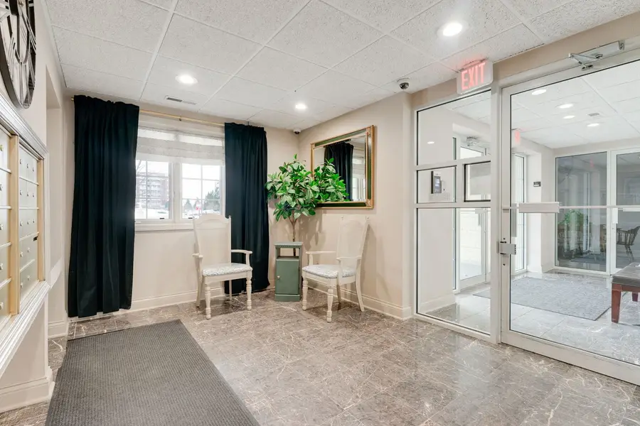 7091 W Touhy Avenue #505, Niles, IL 60714 - #3