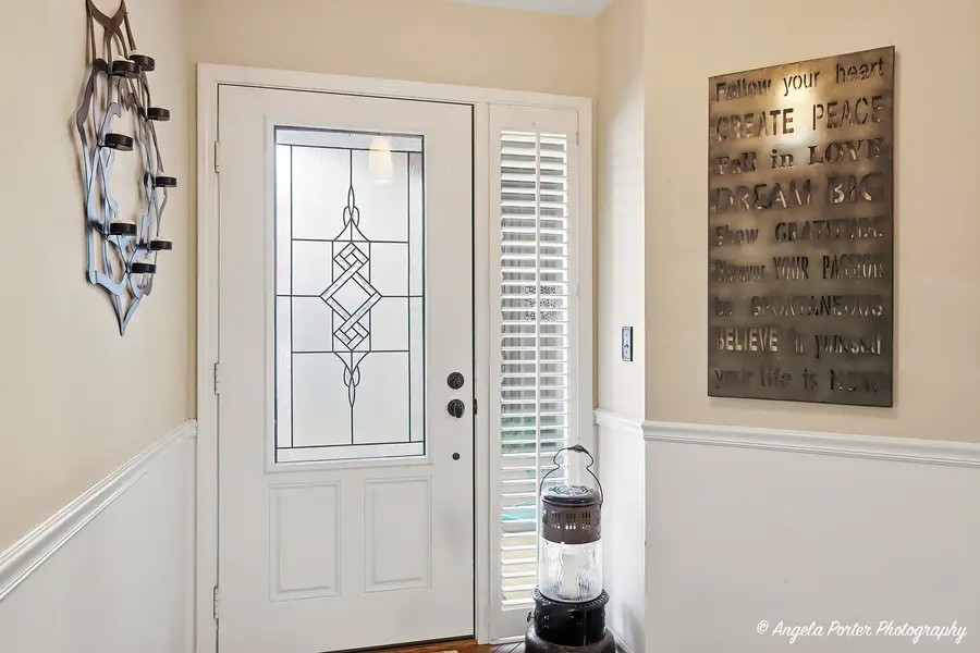 890 Shoreline Road, Lake Barrington, IL 60010 - #2