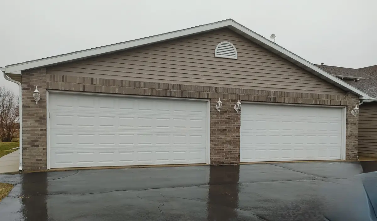 150 N Wooster Street #9, Capron, IL 61012 - #1