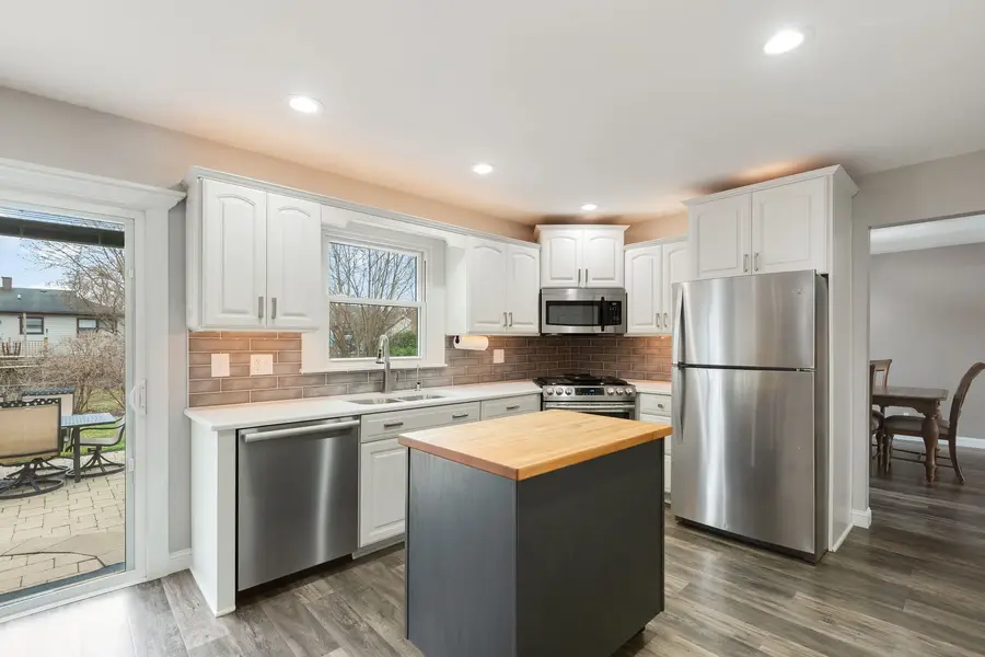 1015 Confederation Drive, Bartlett, IL 60103 - #2