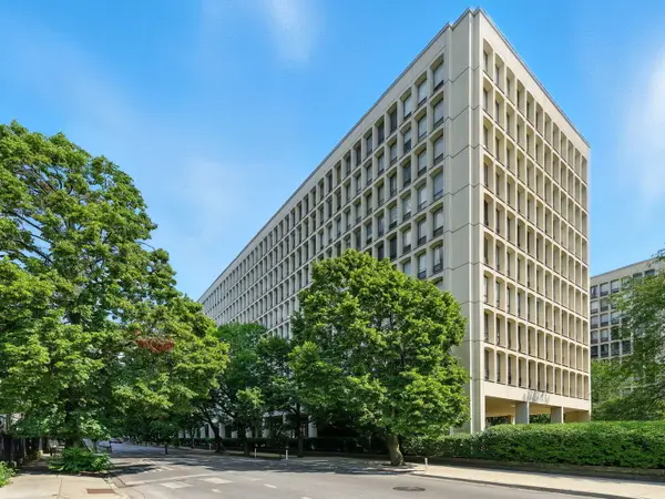 1400 E 55th Place #908S, Chicago, IL 60615