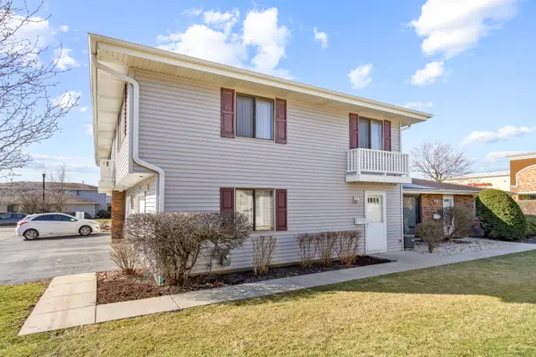 18 Dennis Court #18, Schaumburg, IL 60193