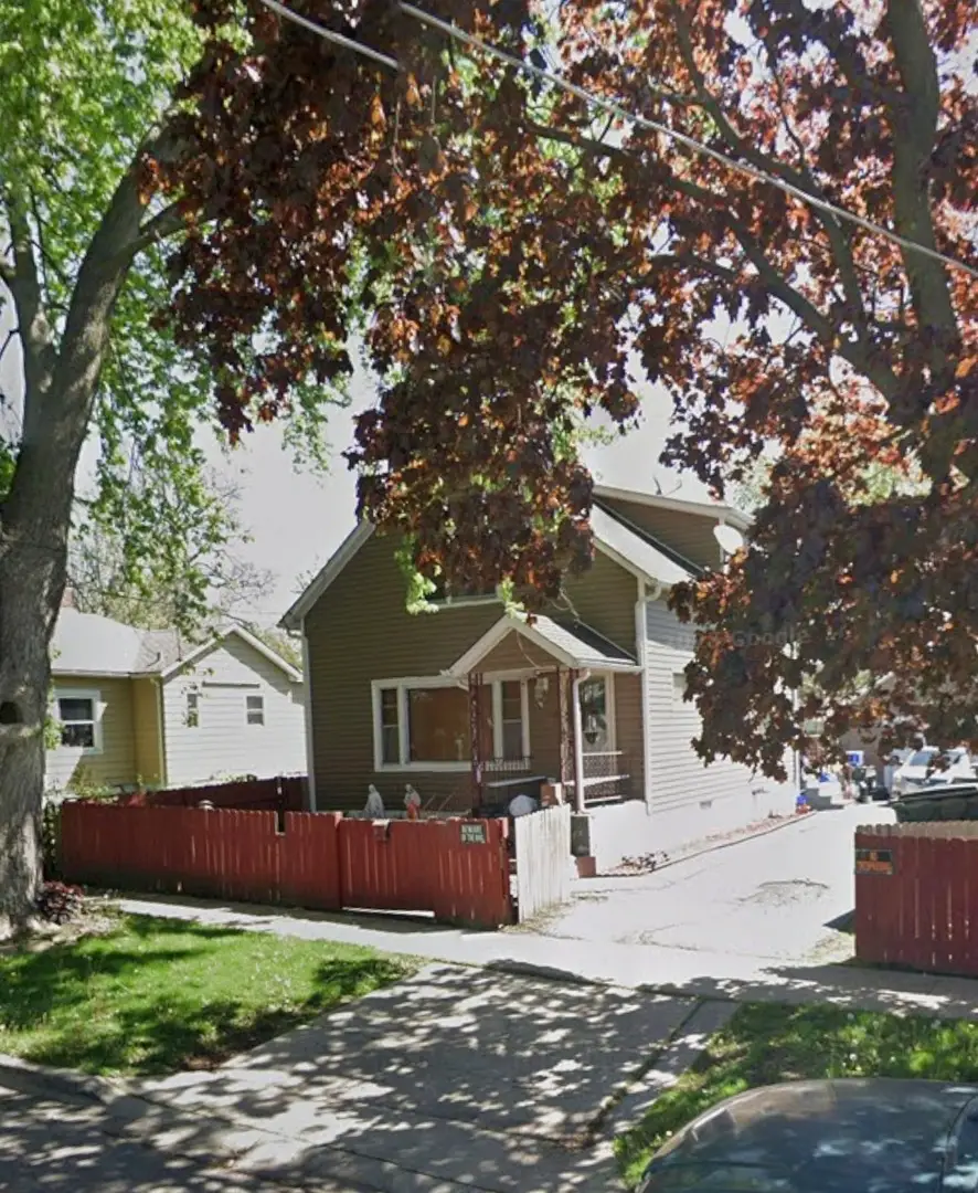 617 Cleveland Street, Aurora, IL 60505 - #1