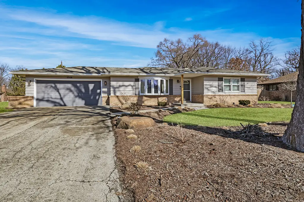 17528 Woodbrook Lane, Lockport, IL 60441 - #1