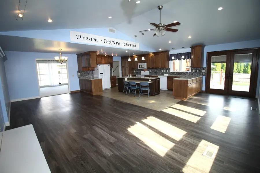 221 Mays Drive, Bloomington, IL 61701 - #2