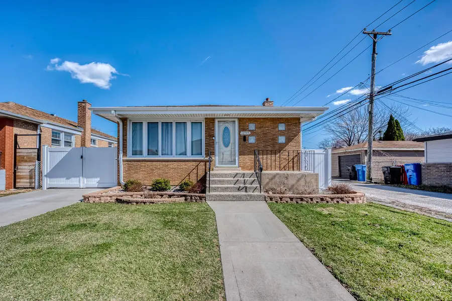 Address Withheld By Seller, Chicago, IL 60633 - #2