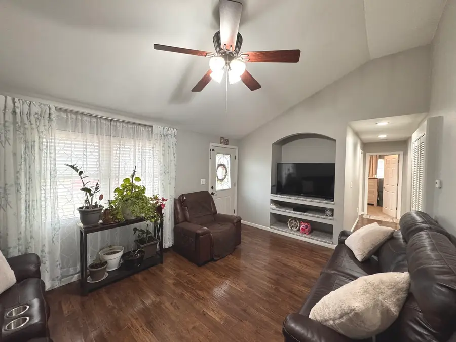 Address Withheld By Seller, Shorewood, IL 60404 - #2