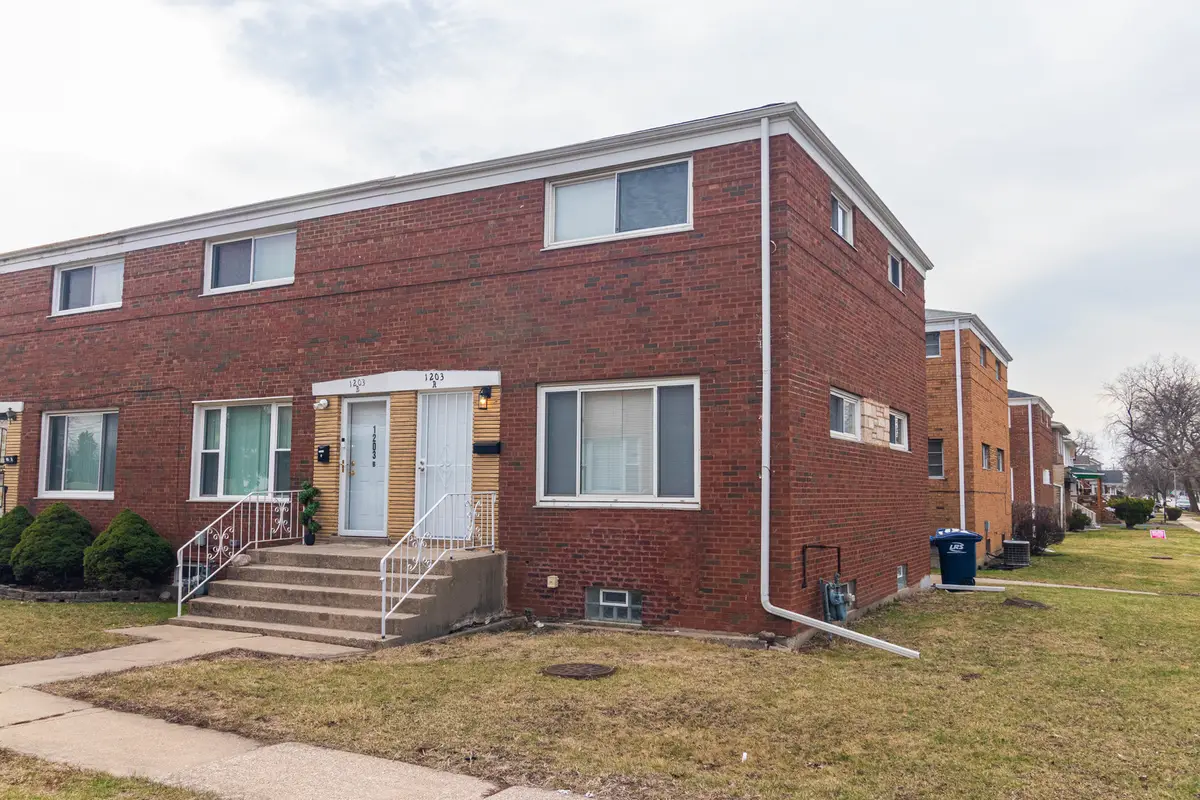 1203 S 17th Avenue #A, Maywood, IL 60153 - #1