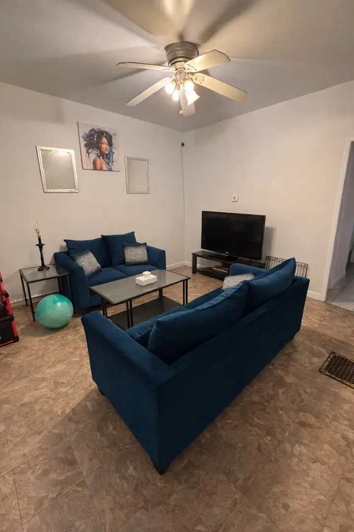 6812 S Wolcott Avenue, Chicago, IL 60636 - #2