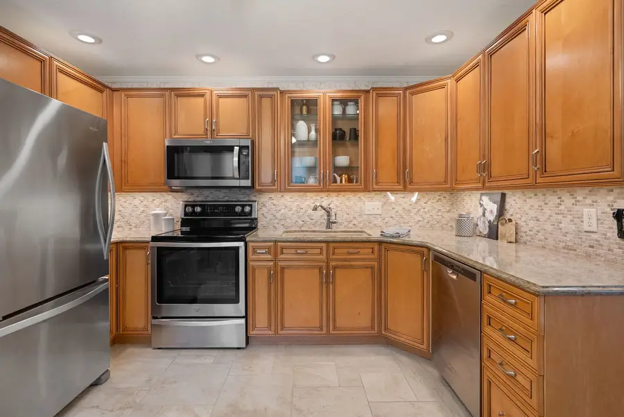 3065 Red Wing Circle, Bettendorf, IA 52722 - #3