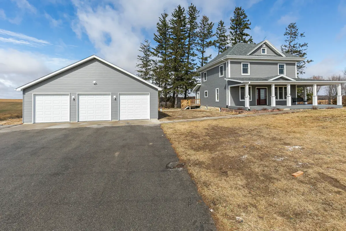 23419 Gehl Lane, Cascade, IA 52033 - #1