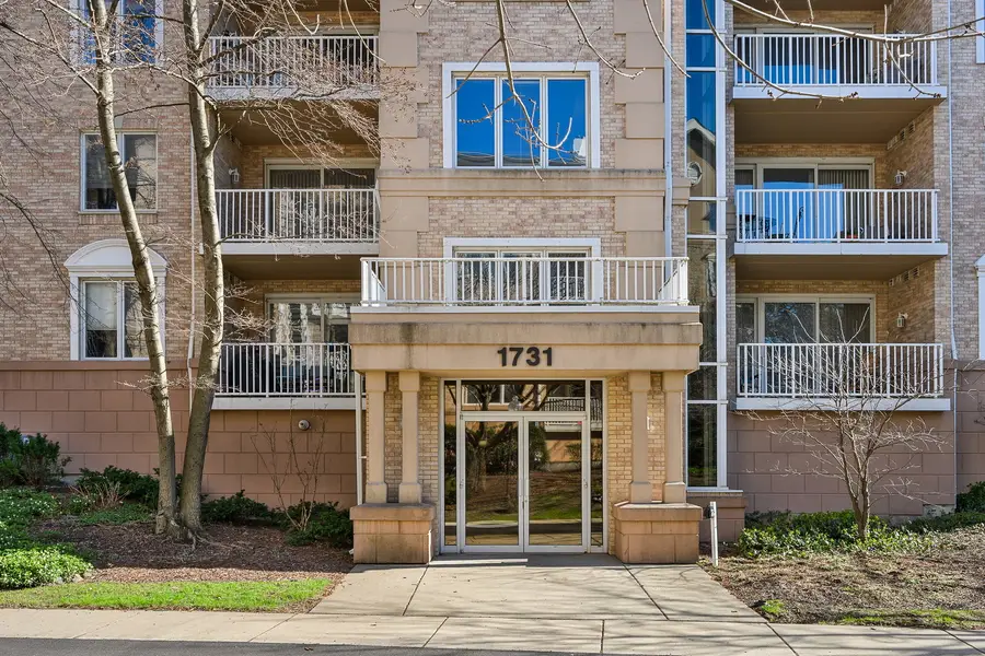 1731 Pavilion Way Way #405, Park Ridge, IL 60068 - #2