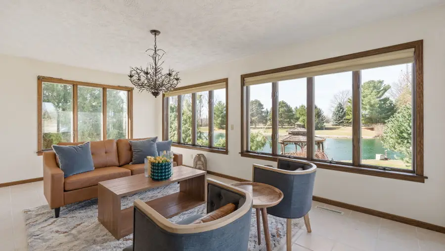 13424 S Utah Avenue, Davenport, IA 52804 - #3