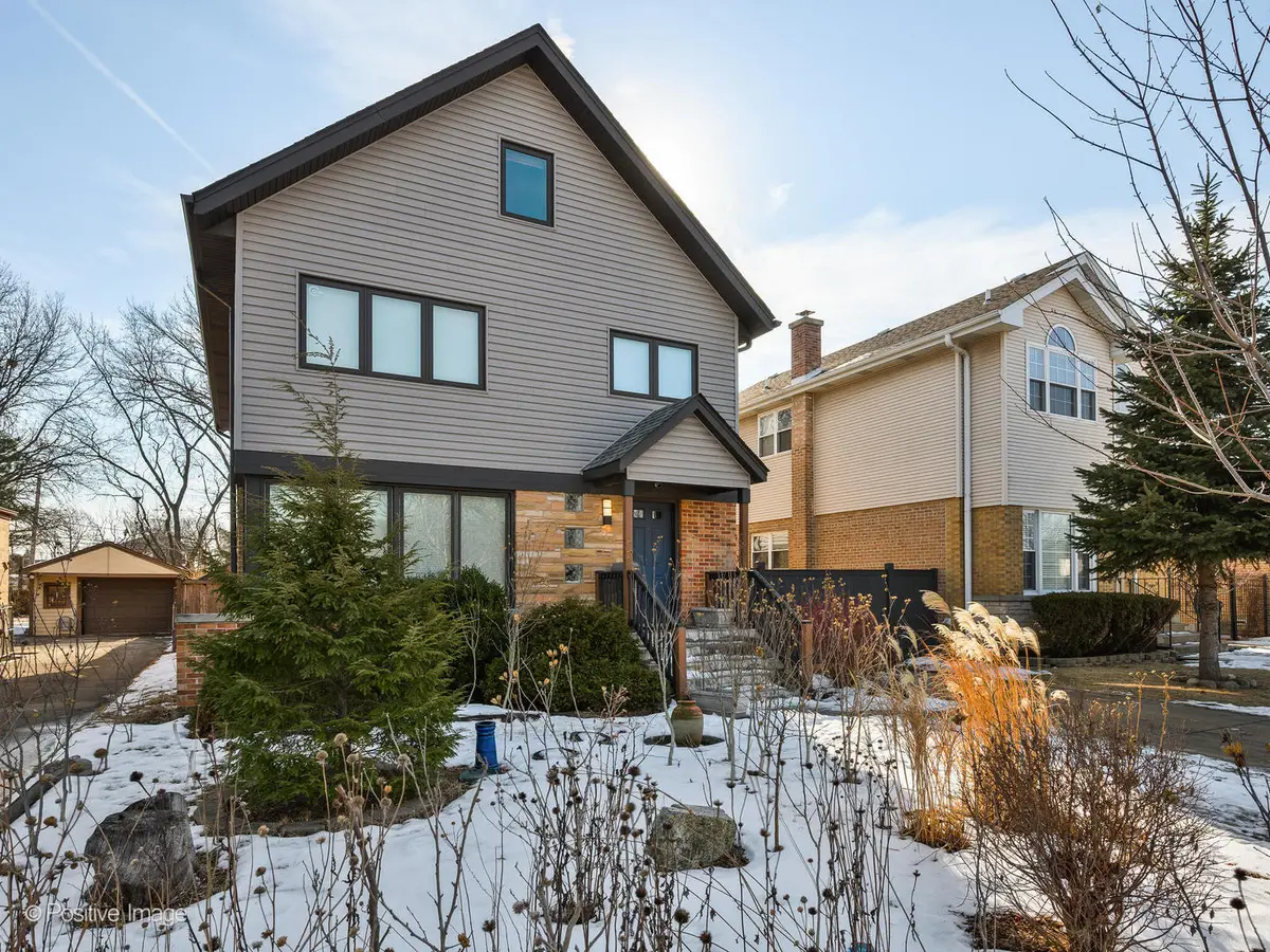 5881 N Central Avenue, Chicago, IL 60646 - #1