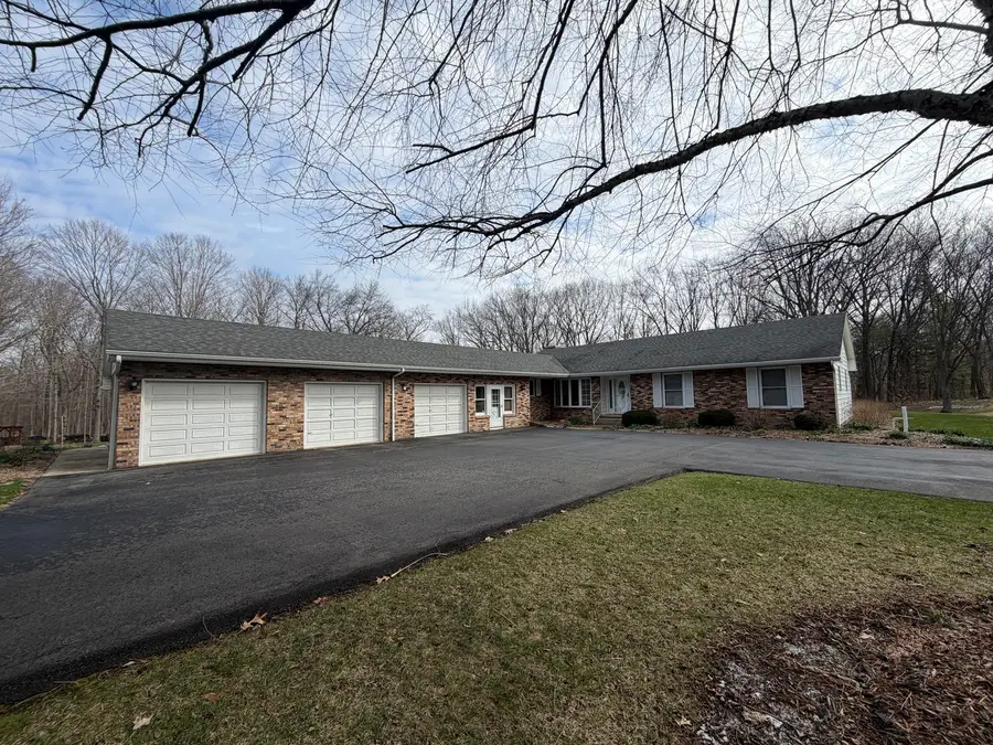 22219 Carltons Dell Road, Danville, IL 61834 - #2