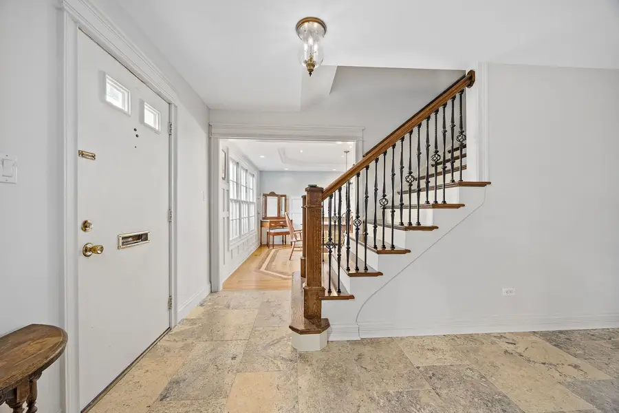 4821 Wallbank Avenue, Downers Grove, IL 60515 - #3