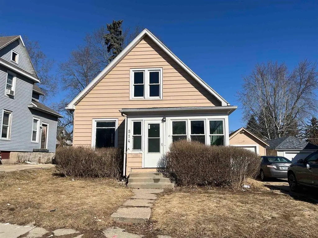 514 E Garden Street, Freeport, IL 61032 - #1