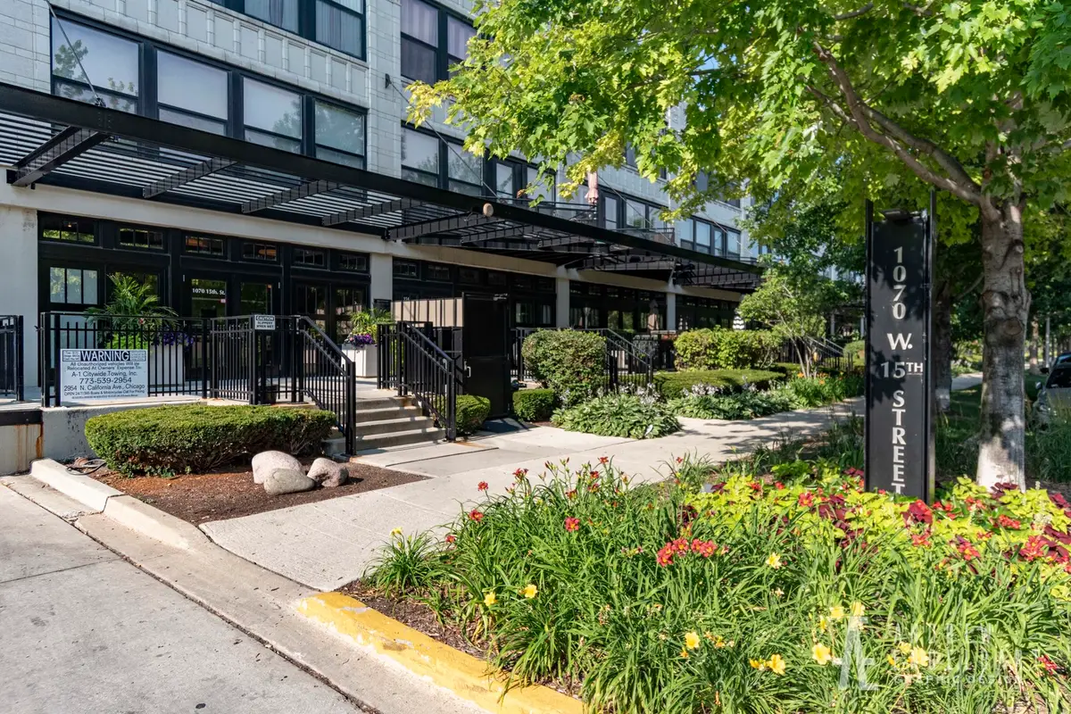 1070 W 15th Street #404, Chicago, IL 60608 - #1