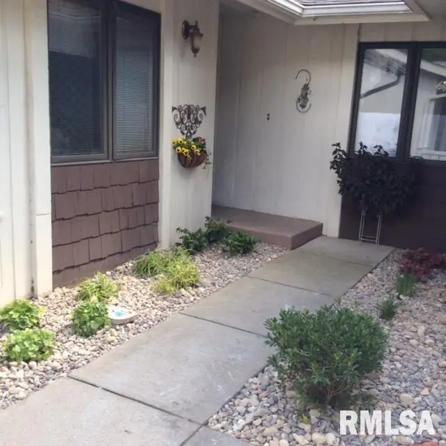 3001 31st Street #E, Rock Island, IL 61201 - #1