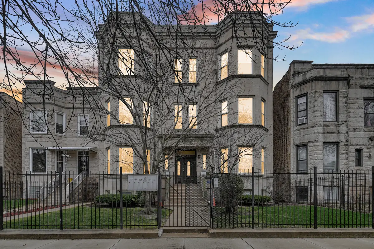 6401 S Greenwood Avenue #1N, Chicago, IL 60637 - #1
