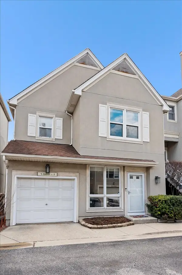 1802 W Diversey Parkway #I, Chicago, IL 60614