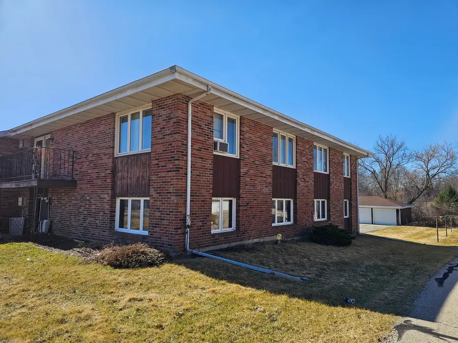 Address Withheld By Seller, Freeport, IL 61032 - #2