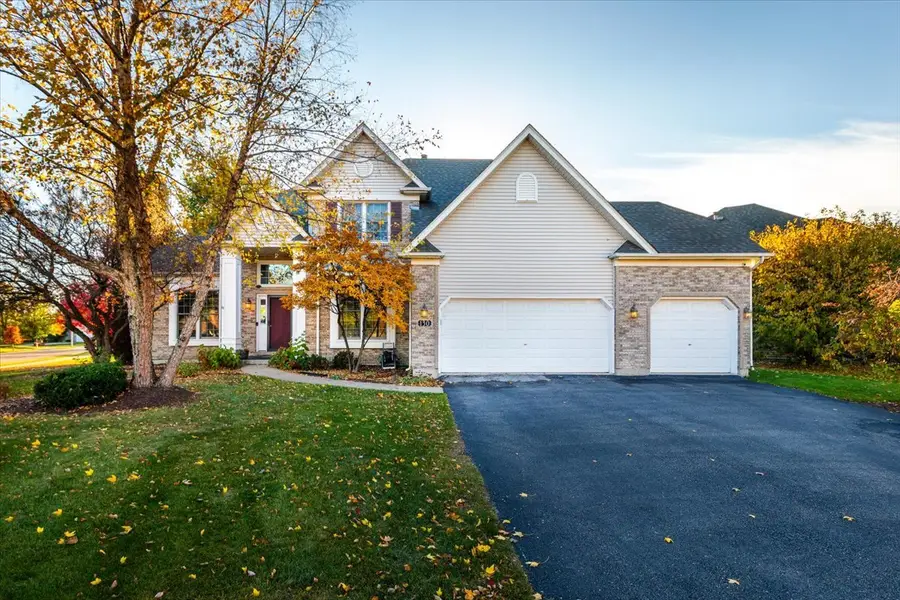 130 Alderwood Lane, Aurora, IL 60504 - #2