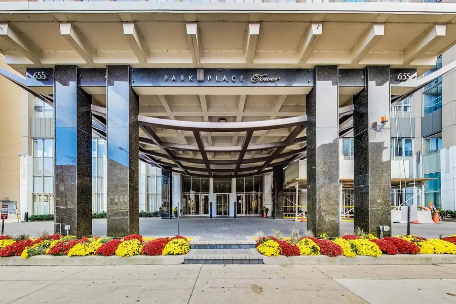 655 W Irving Park Road #2302, Chicago, IL 60613 - #2