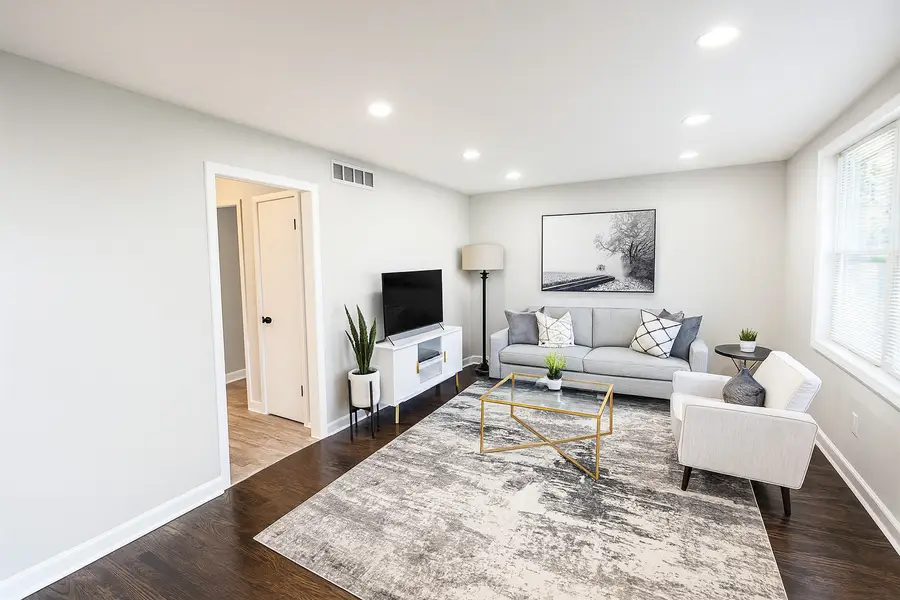 494 Buffalo Avenue, Calumet City, IL 60409 - #3