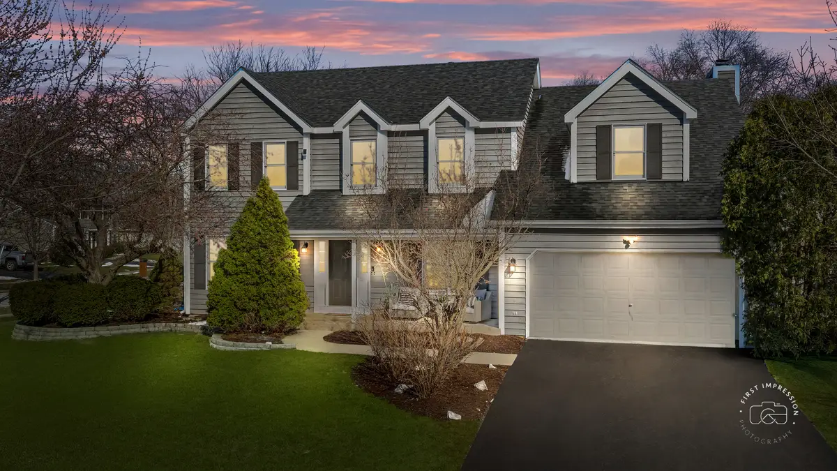 225 N Canterbury Road, Aurora, IL 60506 - #1