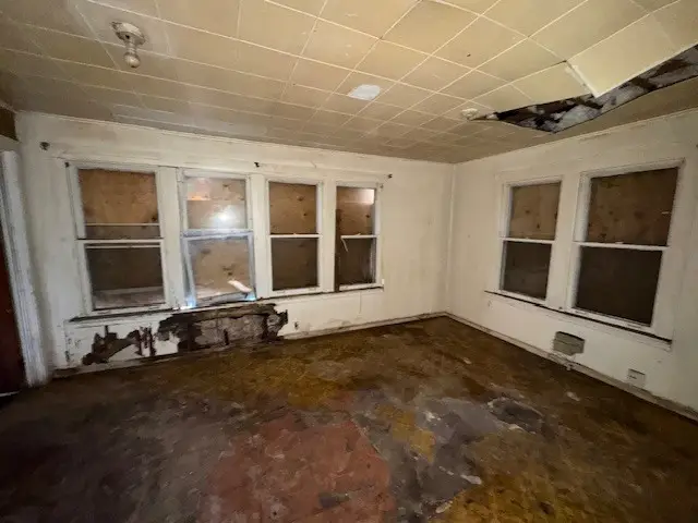 906 S 9th Avenue, Maywood, IL 60153 - #2