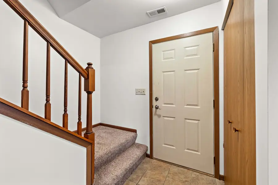 1168 Greenwood Circle #1168, Woodstock, IL 60098 - #3