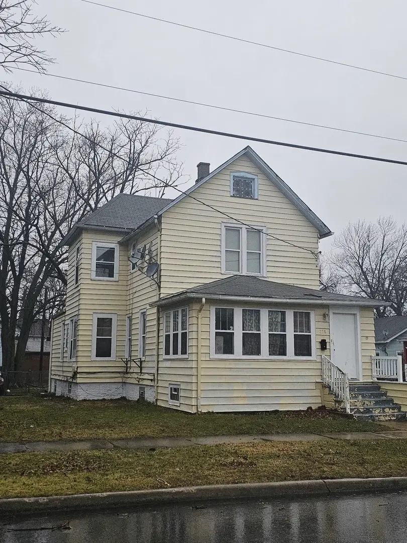 728 N Ash Street, Waukegan, IL 60085 - #2
