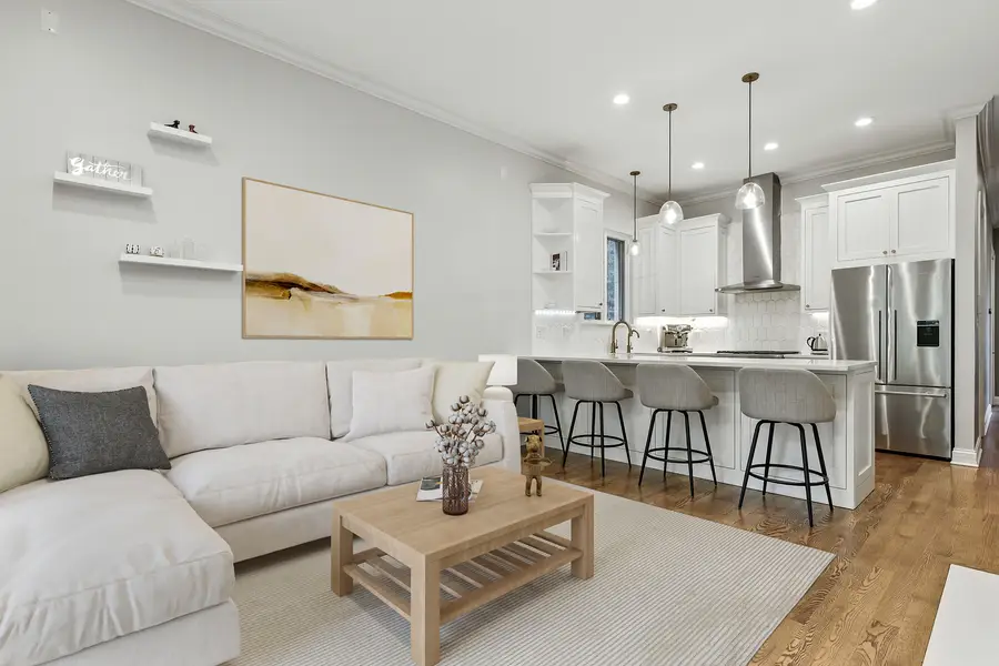 2920 N Damen Avenue #1, Chicago, IL 60618 - #2