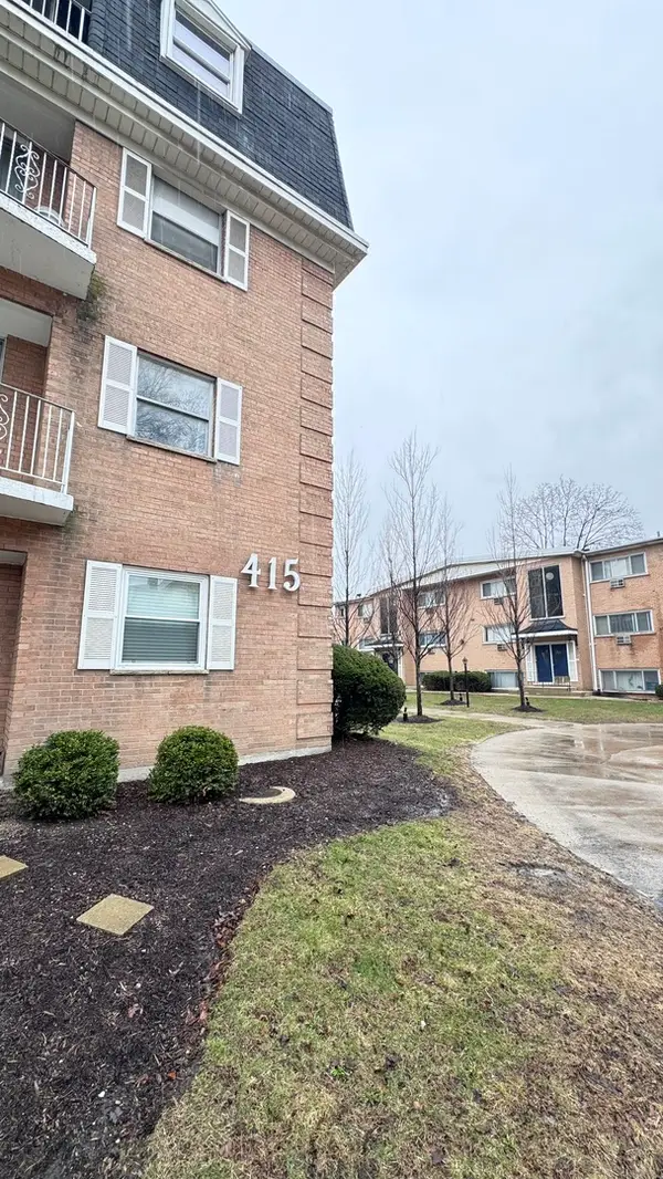 415 Wesley Avenue #48, Oak Park, IL 60302