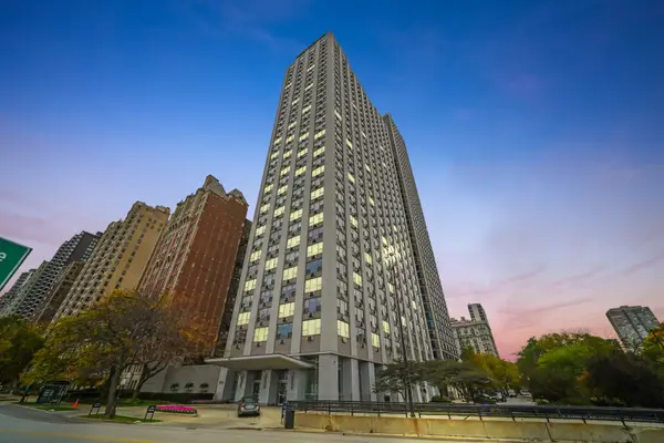 1550 N Lake Shore Drive #32C, Chicago, IL 60610