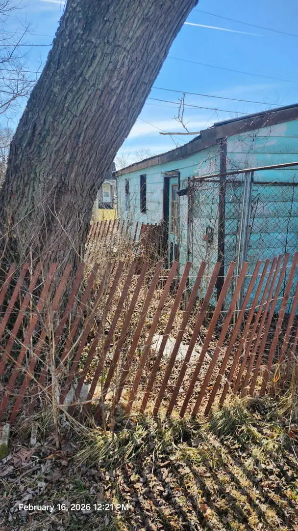 528 N Austin, Paris, IL 61944 - #1