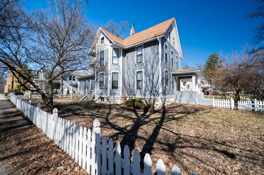 205 N Sleight Street N, Naperville, IL 60540 - #3