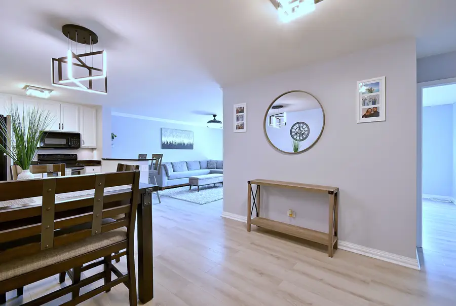 6700 S Brainard Avenue #110, Countryside, IL 60525 - #2