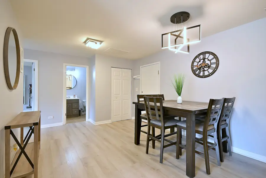 6700 S Brainard Avenue #110, Countryside, IL 60525 - #3