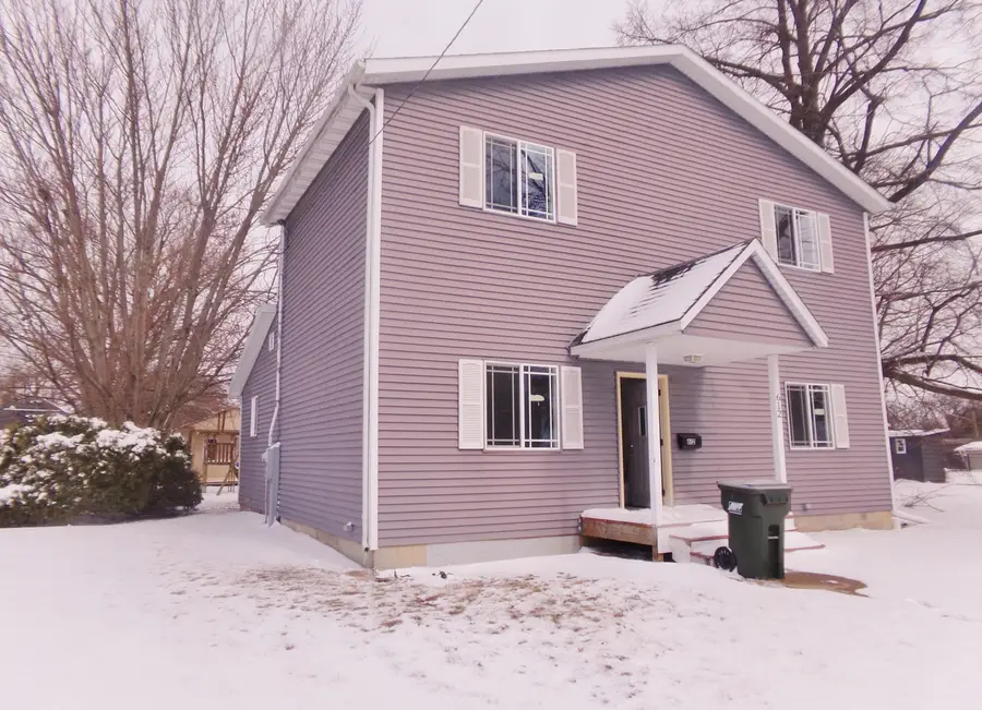 612 15th Avenue, Sterling, IL 61081 - #3